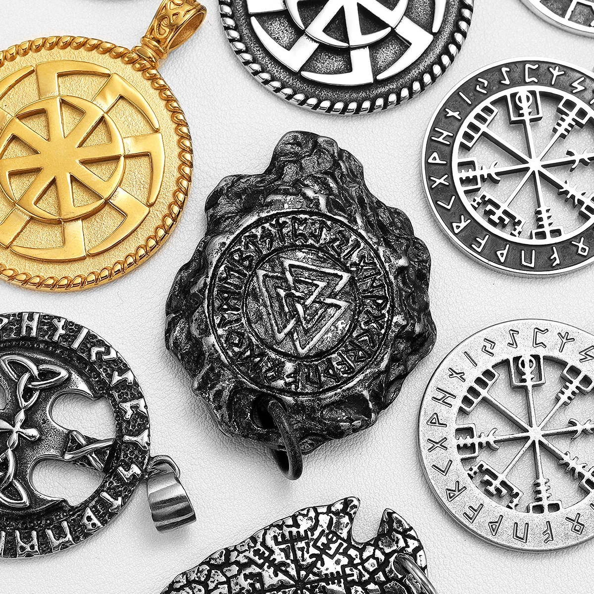 Viking Variety Compass Men Pendant Necklace Stainless Steel Nordic Myth Celtic Knot Chain Retro Rap for Friend Male Jewelry Gift