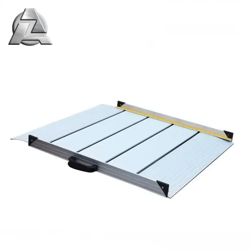 560L x 750W Aluminium Loading Ramp Portable Folding wheelchai Scooter Van Disabled Access Motorcycle Ramps 560*750*55mm