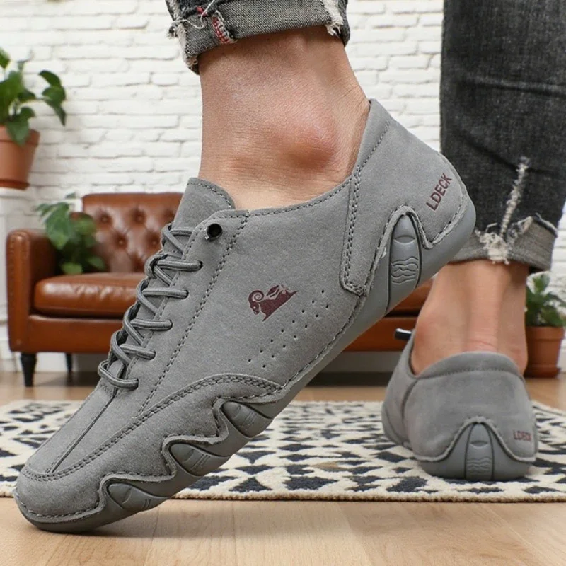 

Men's Motorcycle Boots Fashion Street Low Cut Flat Shoes Anti Slip Soft Soled Retro Loafers Jogging Training Walking Sneakers
