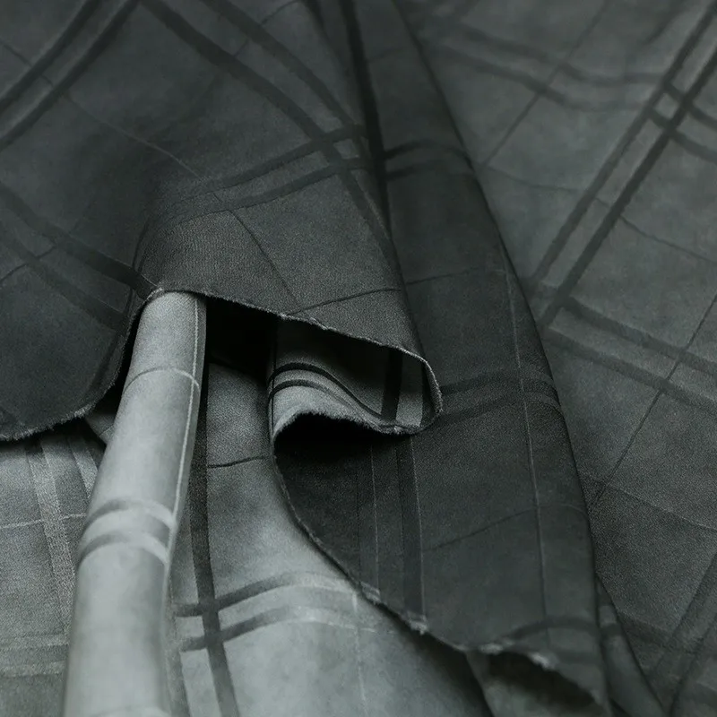 

Diamond-shaped silk sambo satin jacquard fabric with dirty dyeing technique cold-dyed and stir-fried a niche