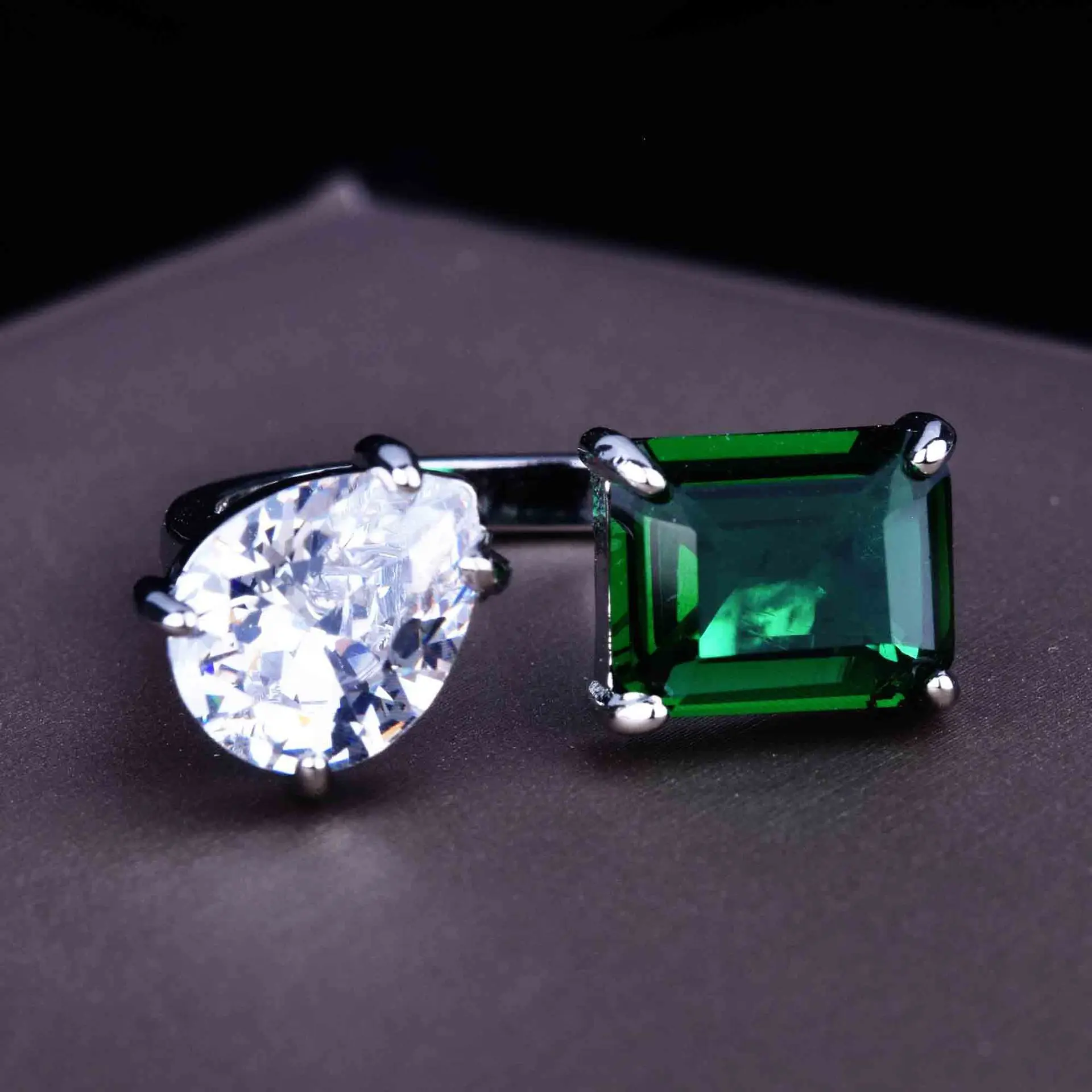 

Classic Irregular Water Drop Pear Shape Oval Emerald Ring Women's 925 Silver Daily Commuting Opening Adjustment Gift Jewelry