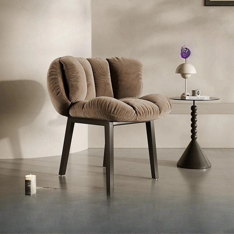 

Light luxury petal dining chair household solid wood fabric leisure creative chair Internet celebrity makeup chair