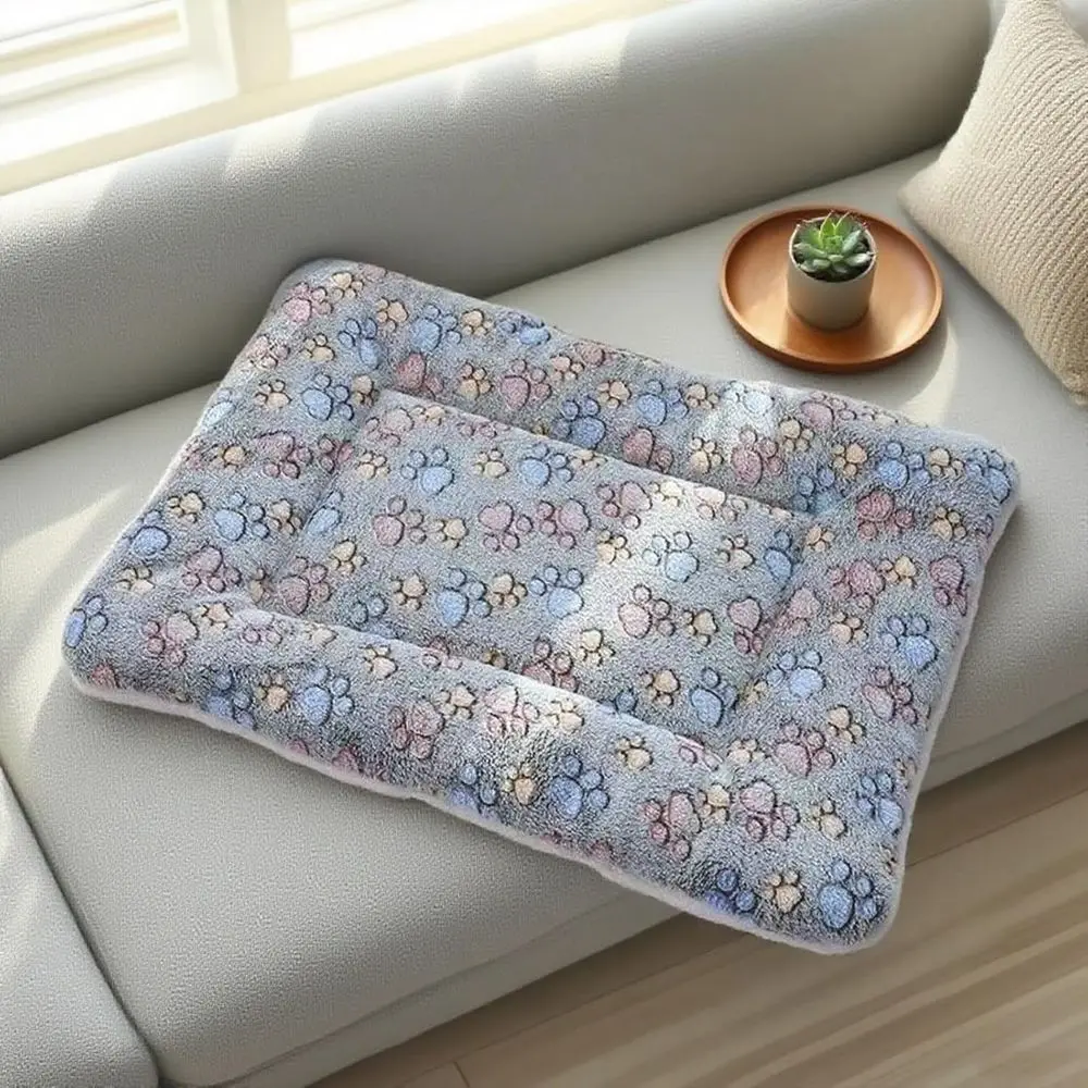 

Wholesale Cozy Pet Beds: Cat and Dog Nests, Plush Mats for Winter Warmth