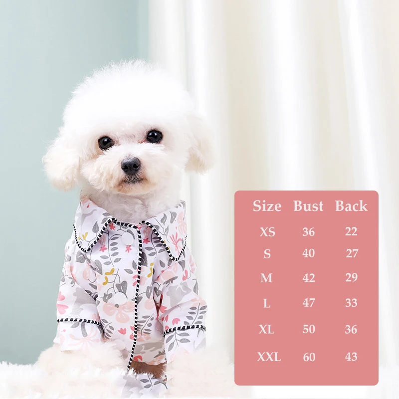 Pijama elegante de flores para perro para otoño e invierno_voghion.com