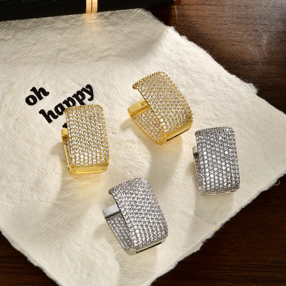 Light luxury high-end wide-sided zirconium-inlaid super-flash diamond ear buckle fashionable and simple individual cold wind ver