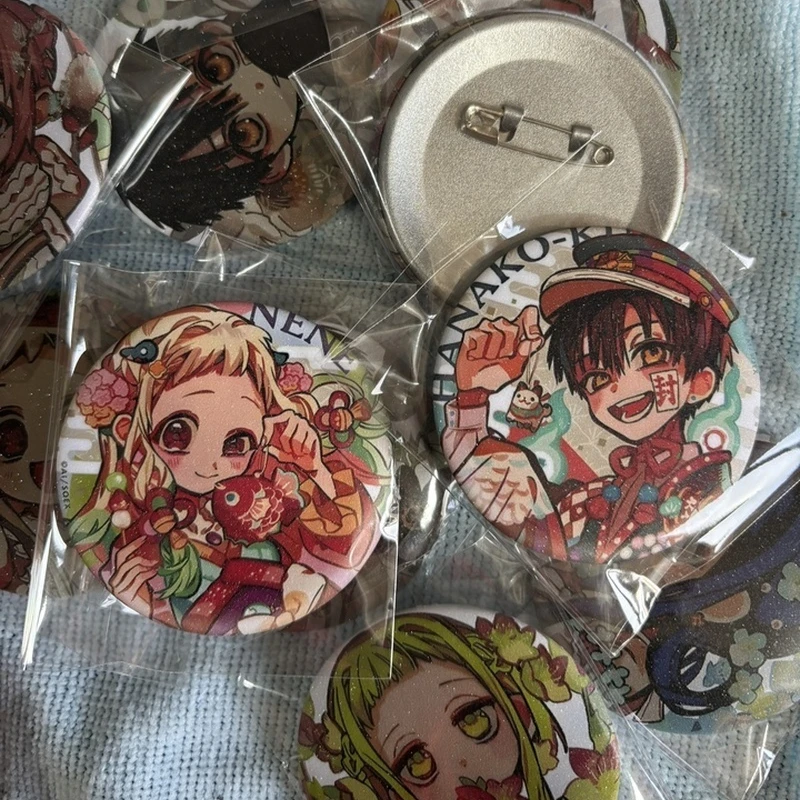 Japan'S Super Popular Cartoon Hanako Jun 10th Anniversary Series Badge, With High Value, Exquisite Brooch And Girlish Feeling