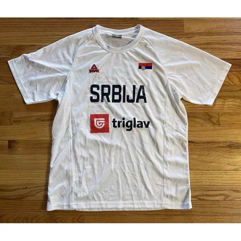 Image of Serbien Basketball Aufwärmen T-Shirt Spiel verwendet getragen Matchworn Petrusev Gonzaga