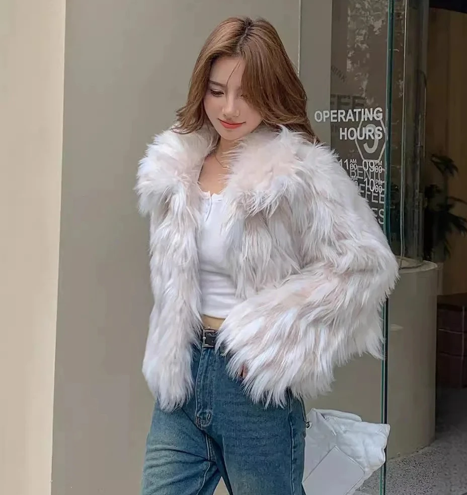 

Новинка 2023 года, женская шуба из искусственного меха с градиентом цвета, короткая куртка из искусственного норки для женщин, зимняя элегантная повседневная верхняя одежда