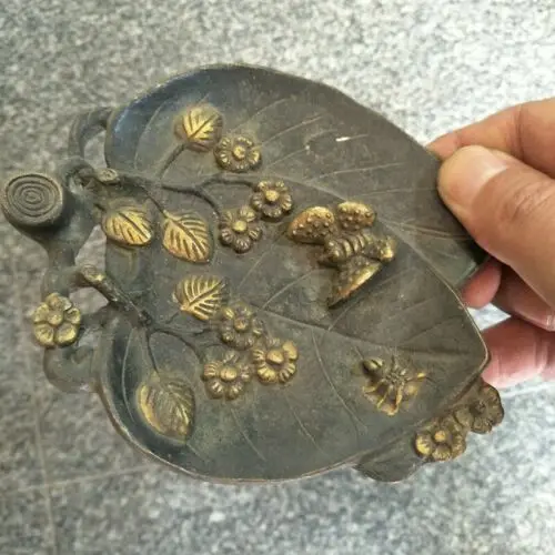 

Chinese Bronze Hand-carved butterfly & Leaf Statue