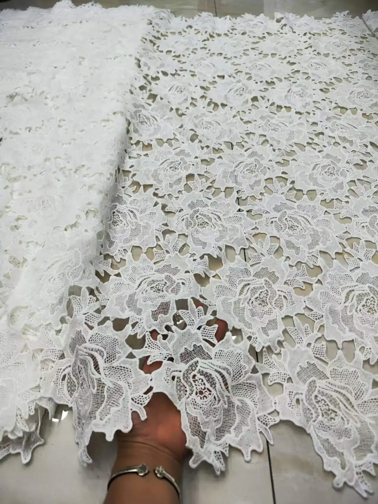 2024 High Quality White Milk Silk French Lace Fabric African Cord Lace Fabric Nigerian Guipure Lace Fabric For Dress PJFT2320