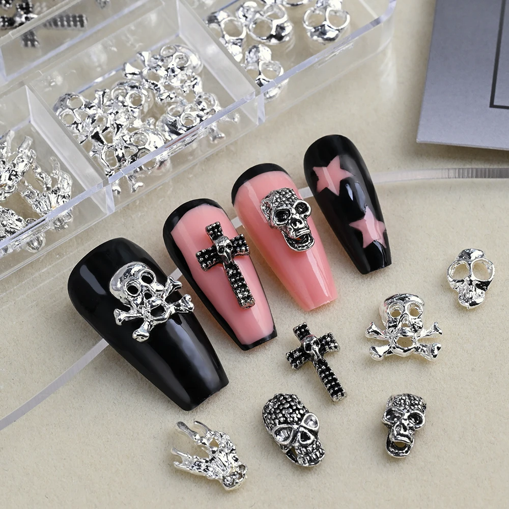 Mélange de breloques pour ongles d'halloween, 30 pièces, argent/pistolet noir, crâne gothique 3D, croix en métal strass rétro, squelette 3D, décoration d'ongles à main
