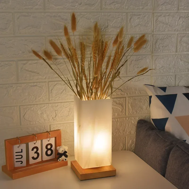 

Nordic decorative vase table lamp bedroom creative simple romantic warm nightlight online celebrity glass bedside lamp Japanese