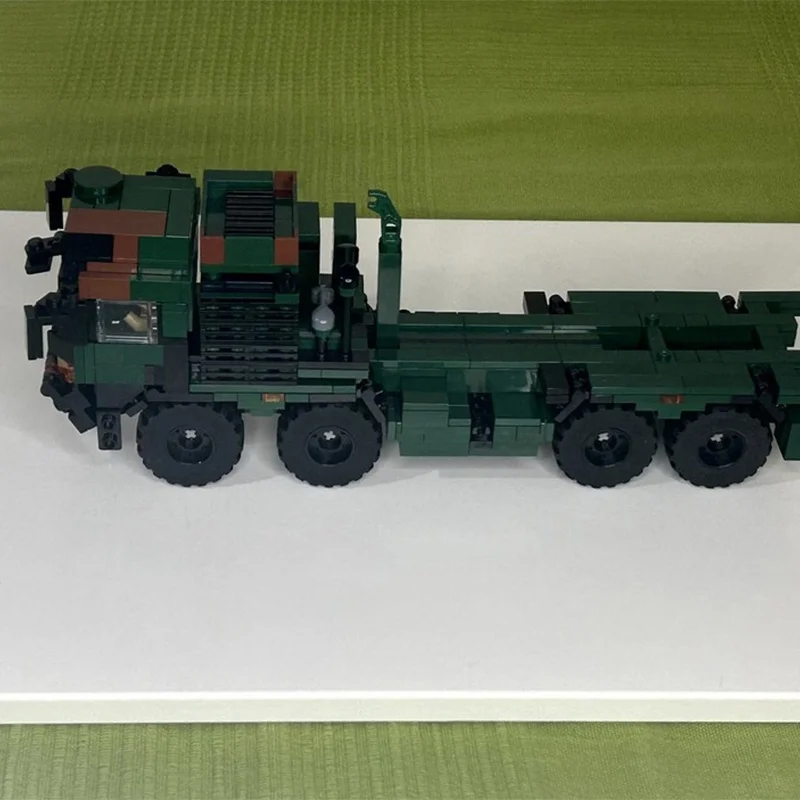 695pcs MOC Minifig Scale RMMV Tonne Palletised Model Building Blocks Architecture Christmas Gift DIY Toy Idea Brick Birthday