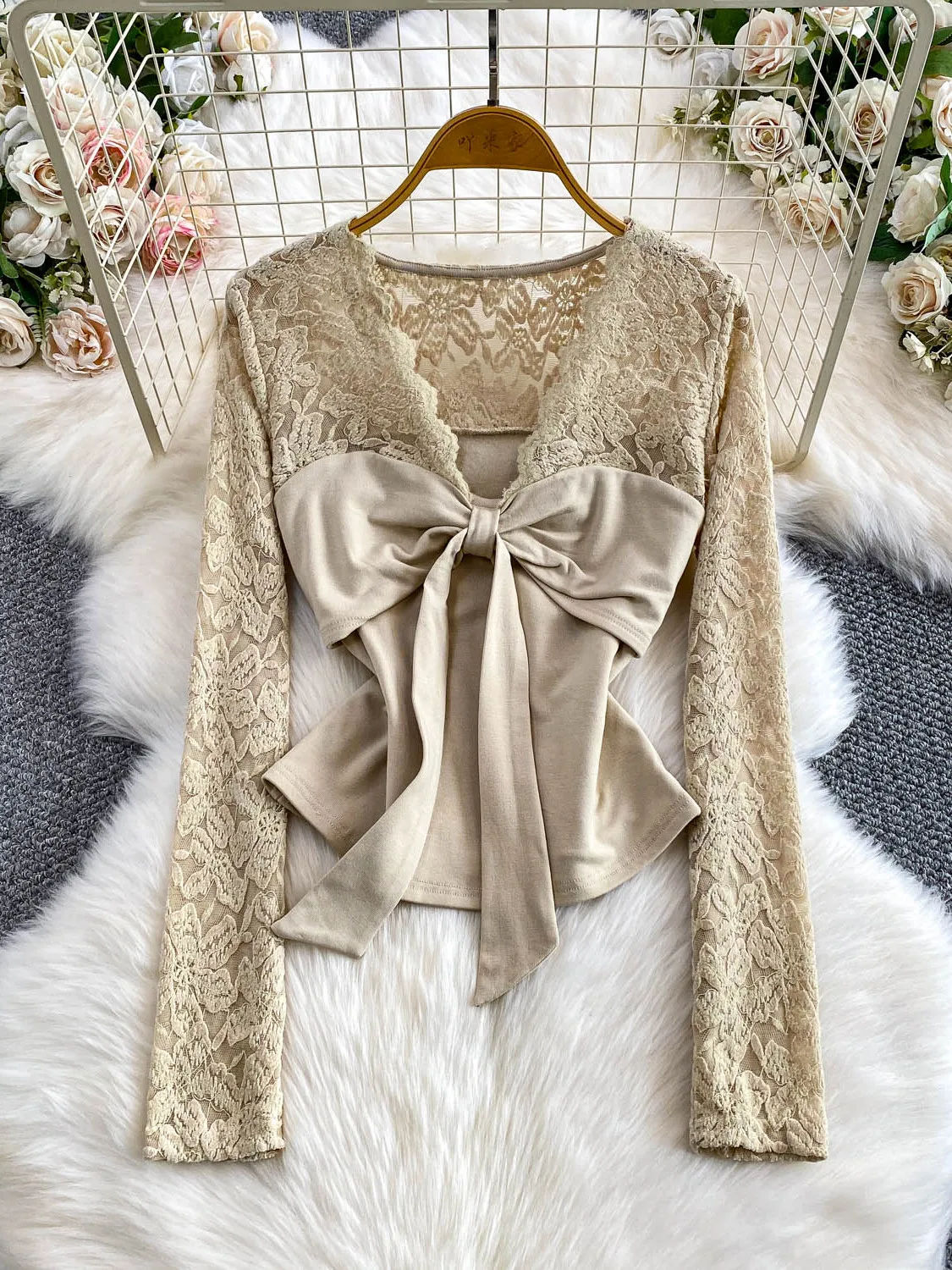 

Женская абрикосовая кружевная лоскутная футболка с бантом Y2k, винтажная эстетичная футболка Harajuku Gyaru, футболка с длинными рукавами и v-образным вырезом, одежда 2000-х годов