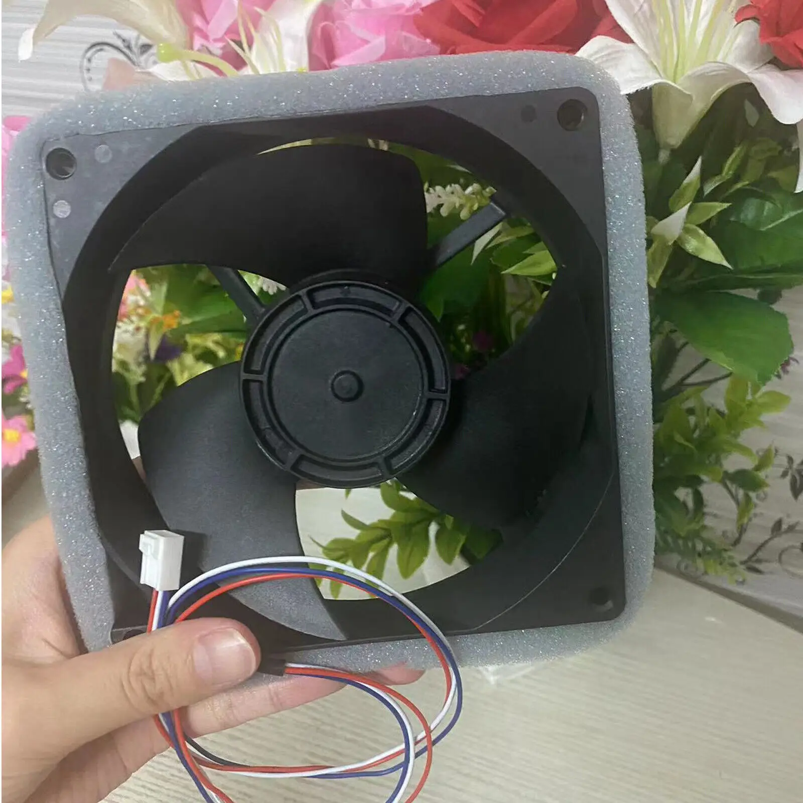 

New HH0004140A For Hitachi Refrigerator Cooling Fan Cooling Freezer Fan Parts ~~