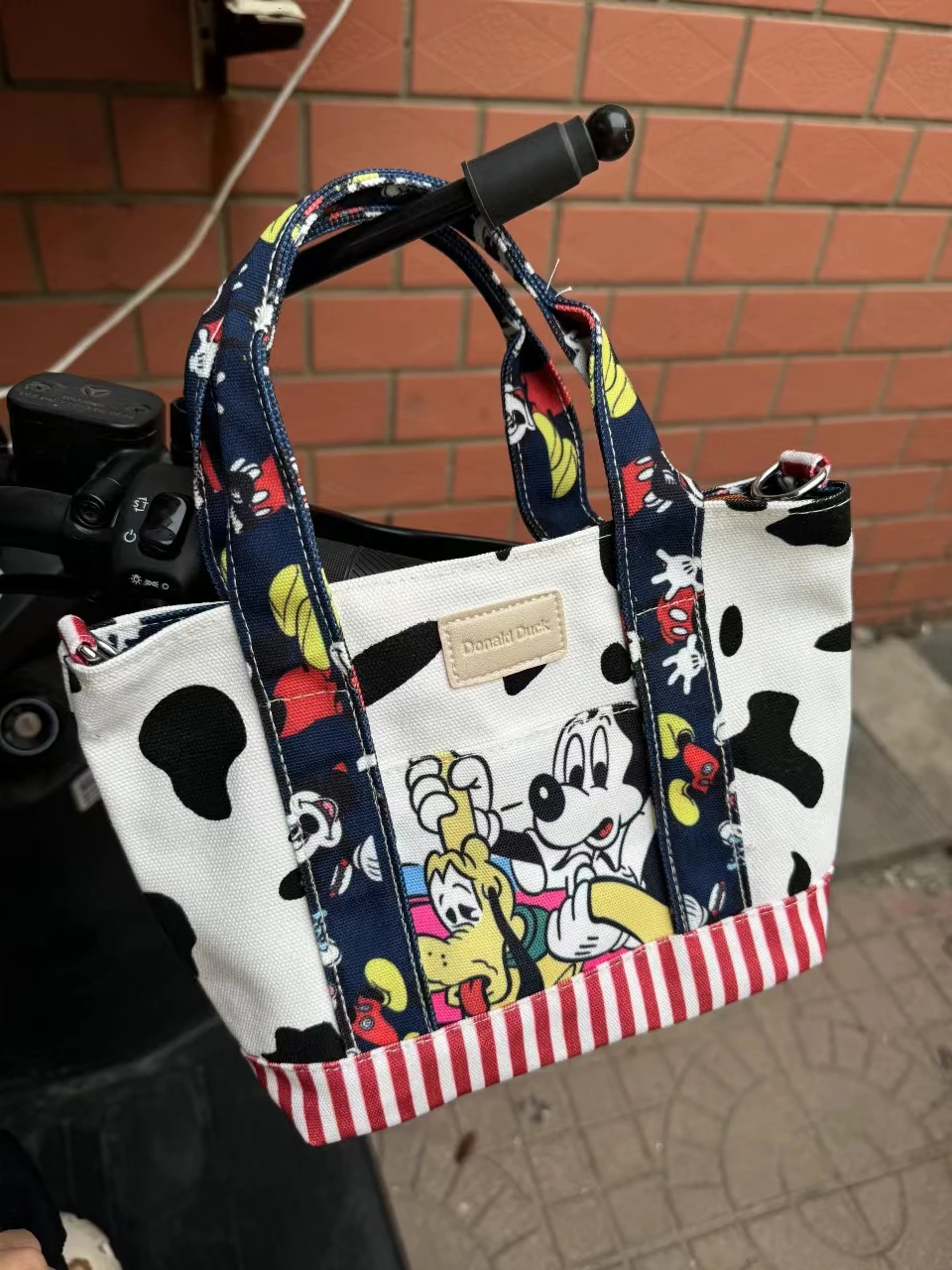 MINISO Disney Mickey Canvas HandBag new Women's Versatile Casual Shoulder Bag Commuter Handbag Multifunctional Bag Kids Gift