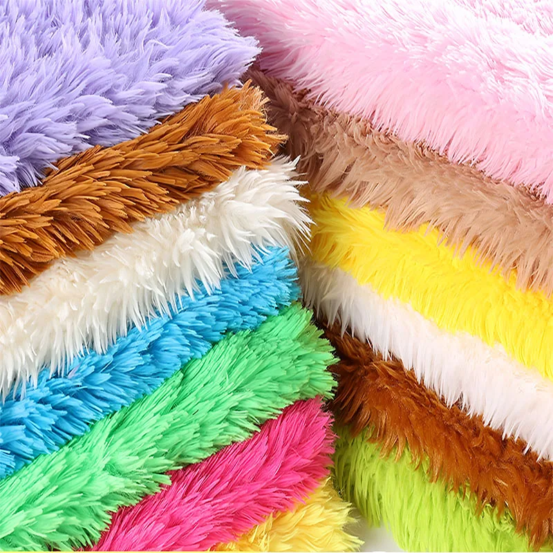 4Cm Roll Bundle Wool Bullet Fabric Fried Wool Toy Pet Fabric Sewing Lion Velvet Plush Designer Fabric Wholesale