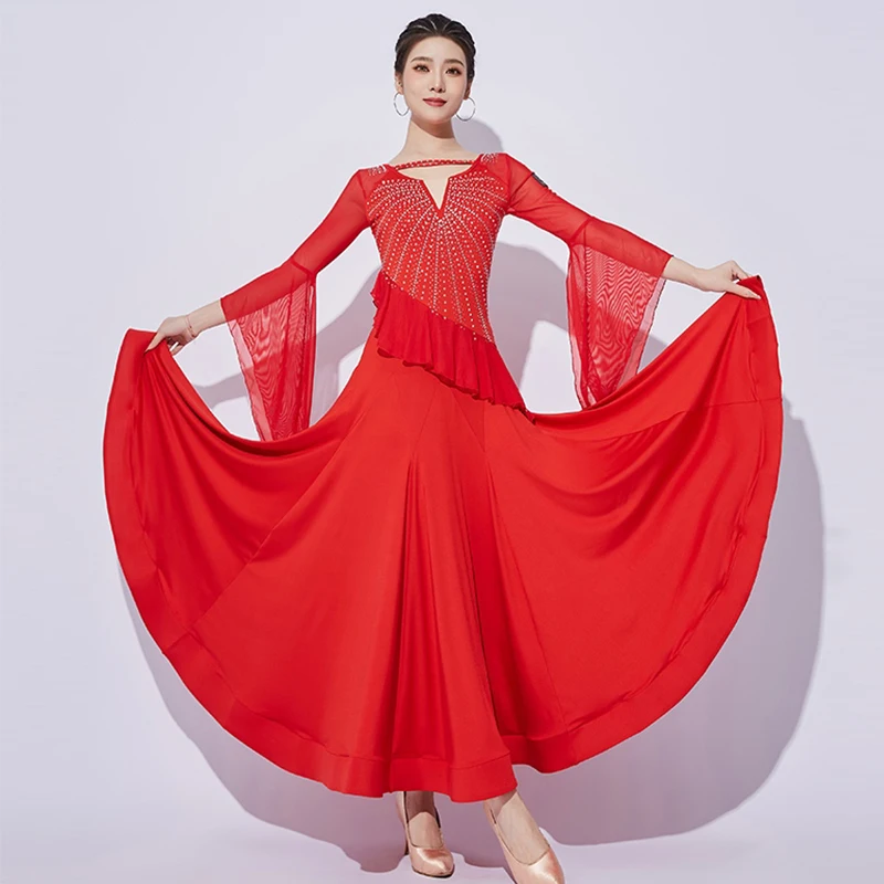 Czerwony strój do tańca towarzyskiego damski standard krajowy sukienka do ćwiczeń tańca siateczkowe rozkloszowane rękawy sukienki strój do walca występ 2200