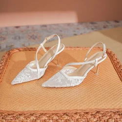 Mode Casual Schoenen Vrouwen Gesp Sandalen Vrouw Puntschoen Sexy Dames 8 cm Hoge Hak Air Mesh Vrouwelijke Kant Sandalias