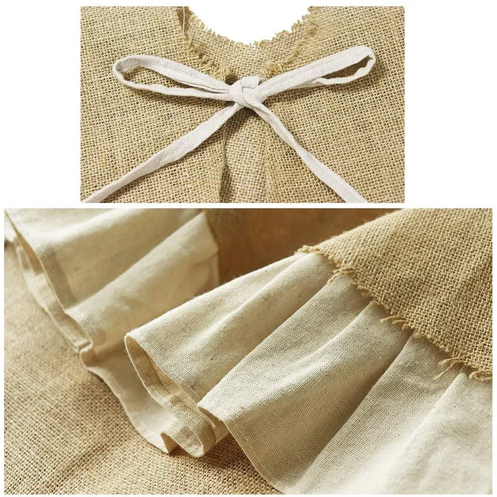 

Праздничный чехол для ёлки из мешковины, разработанный для легкого ухода и длительного использования, улучшает праздничный декор классическим и простым стилем.