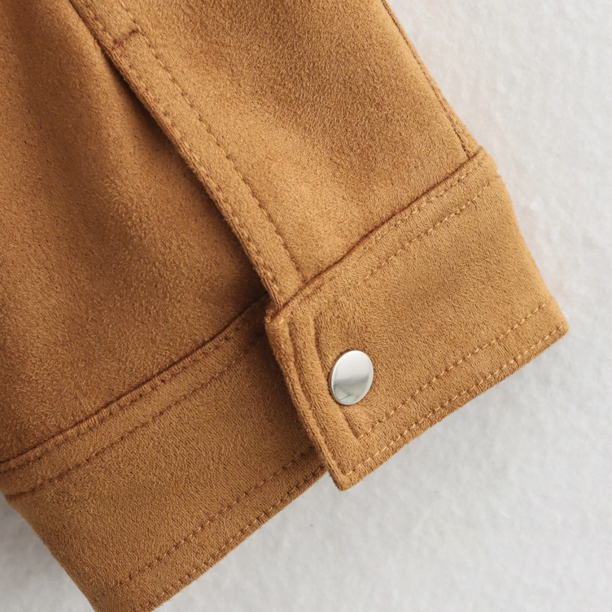 سترة نسائية كلاسيكية مزخرفة مع طية صدر السترة وجيوب وسحاب وأكمام طويلة بلون سادة معطف مقصوص للتنقل للخريف بلوزة أنيقة جديدة