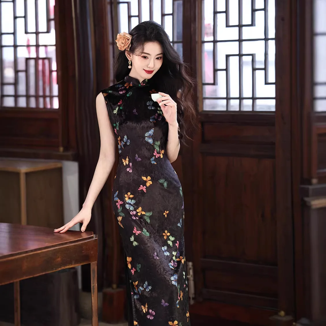 

2026 Spring New Velvet Young Improved Temperament Cheongsam Daily Slimming Retro Chinese Style New Chinese Cheongsam Qipao