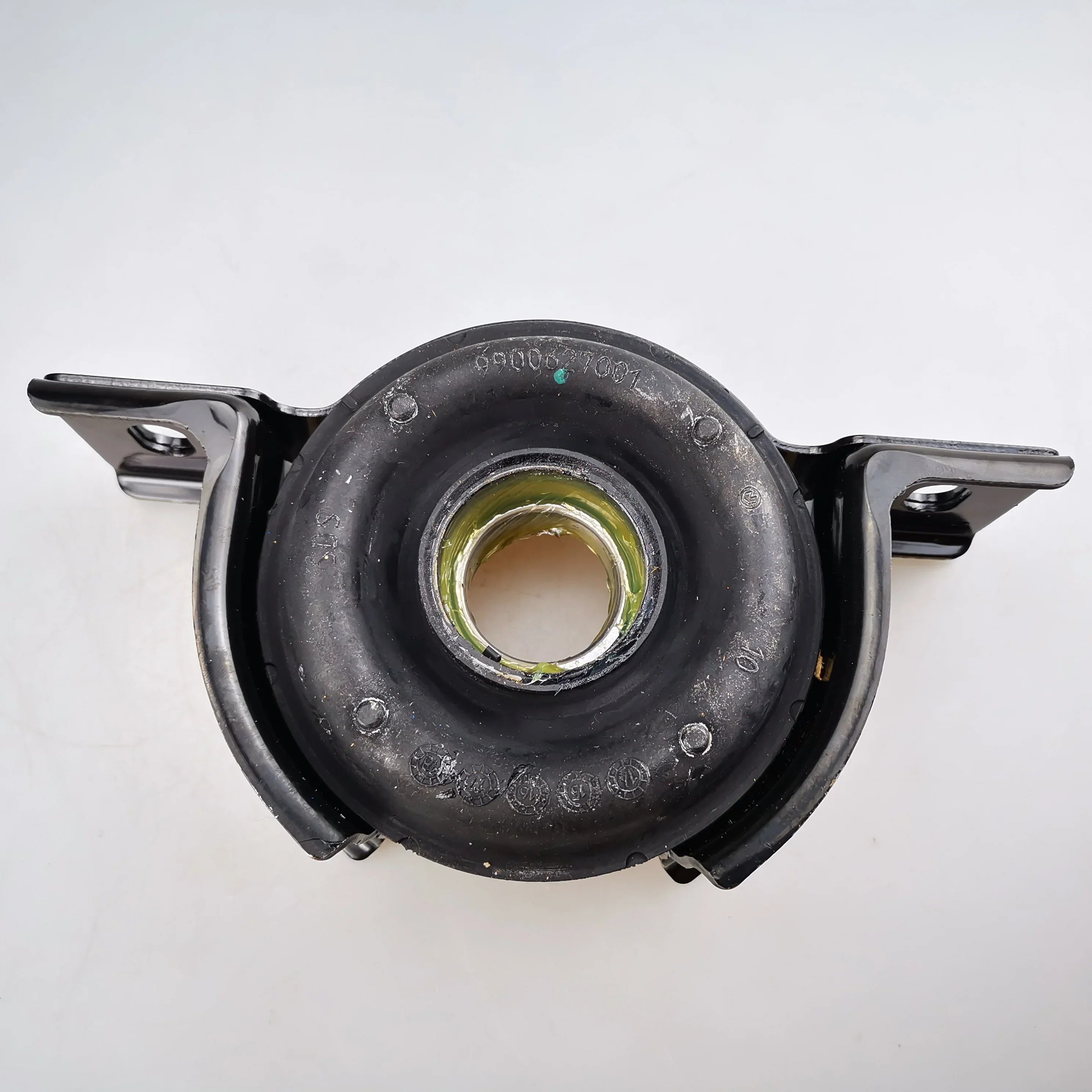 

SAIC MAXUS T60 drive shaft rubber hanger C00090861