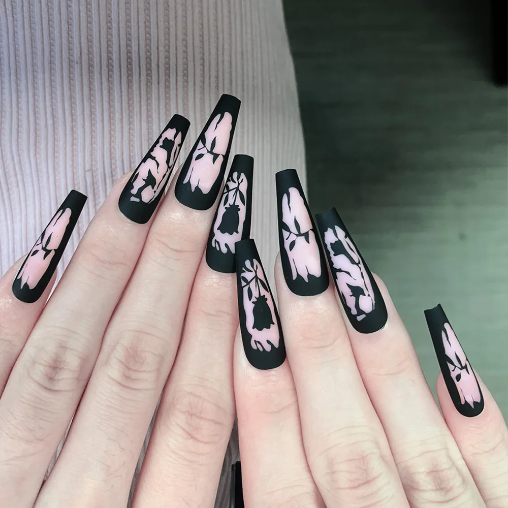

24pcs Gothic Rose Press-On Nails – Long Square Shape with Black Irregular Borders Dark Romance Style