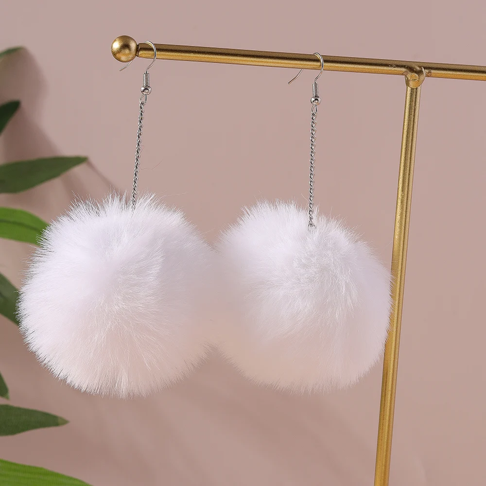 Aihua Bunte Flauschige Fell-Pompon-Ohrringe Weiche Kunstfell-Kaninchenball-Ohrringe für Frauen Kinder Schmuck Geschenke – Detail 11