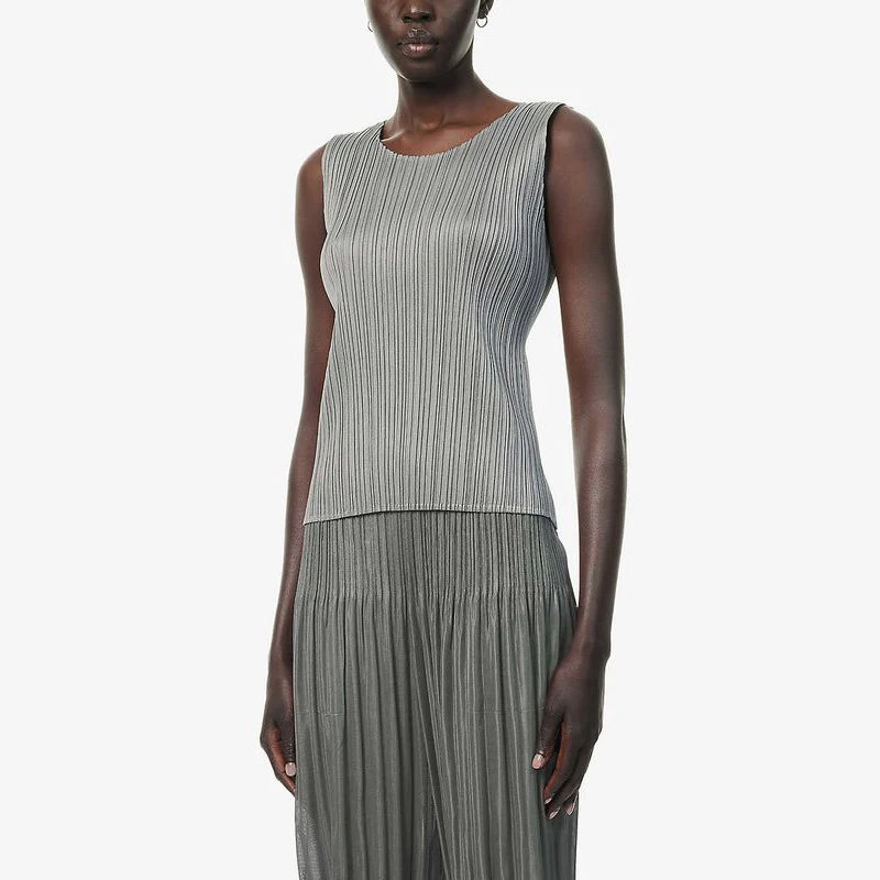 

Pleats Round Neck Women's Basic Sleeveless Vest Summer Causal Tank Tops