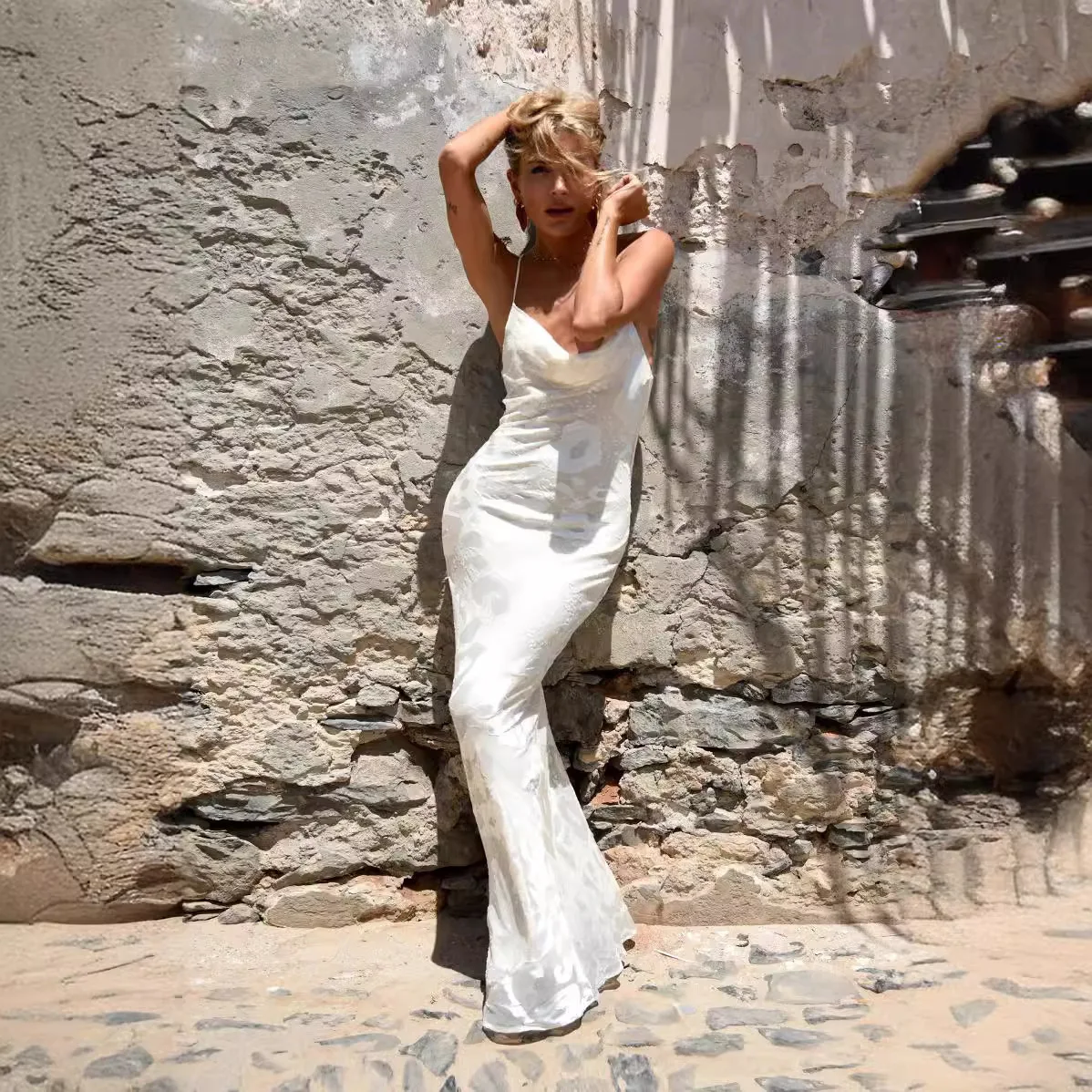 

Новое женское сексуальное подвесное платье без рукавов с открытой спиной, длинное платье, шикарное летнее платье в стиле ретро 2025 года, халат, женское элегантное платье