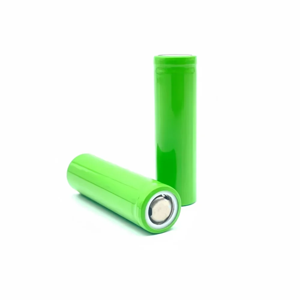 3.7V original 14500 rechargeable lithium battery, 2500mAh, suitable for hair clippers、 shavers、 electric toys, etc. Charger