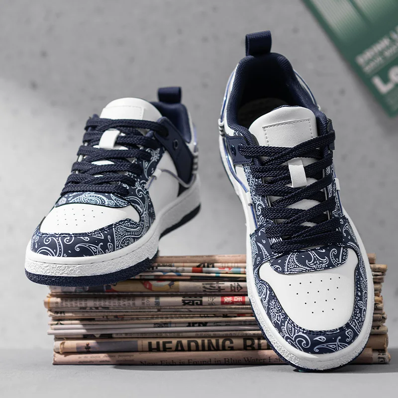 

Men's Casual Shoes Summer High-End Leather Sports Retro Dequn Trendy Flat Bottom Board Shoes Youthful Comfortable Breathable