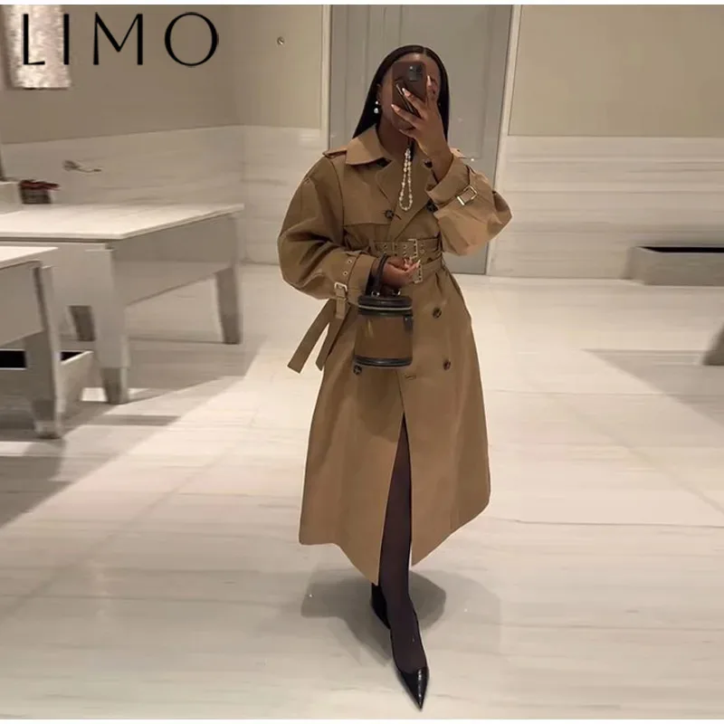 

Street Women's Long Trench Coats With Belt Khaki Lapel Double Breasted Full Sleeve Slim Coat 2025 Autumn Lady Chic Outerwear New