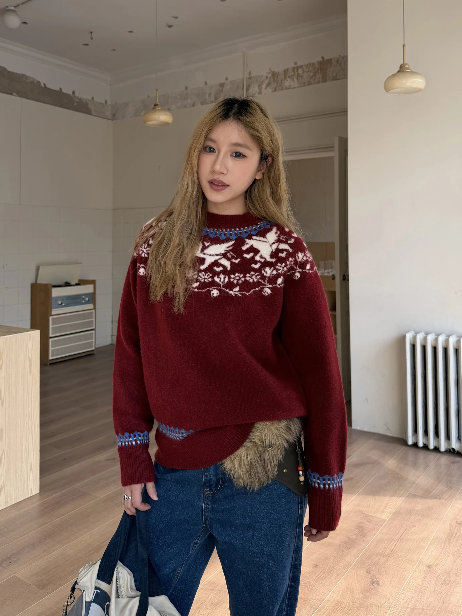 

Red Knitted Sweater Couple New Year Lazy Sle American irt ex Long Sve round Ne Pullover Soft Medium Polyester Blend