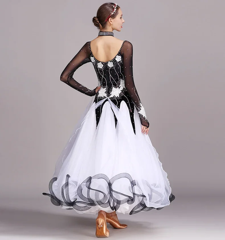 ชุดเต้นรำบอลรูมแบบเย็บติดผ้ากำมะหยี่ ชุดเต้นรำมาตรฐาน ชุดเต้นรำสมัยใหม่ ชุดเต้นรำวอลซ์ ชุดเรืองแสง