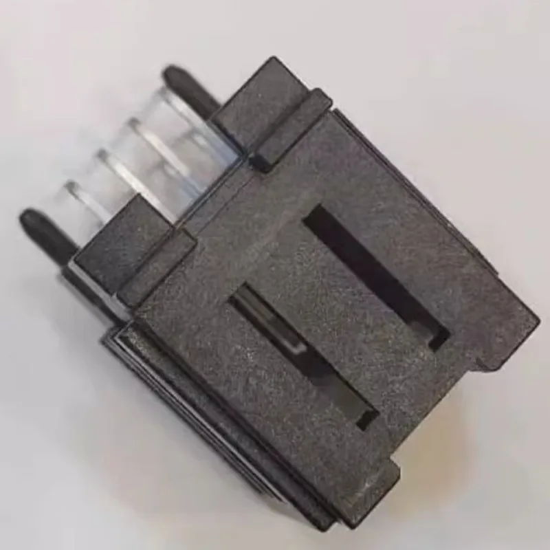 2311621-1 Board Mount Housing, 8-Hole Automotive Connector, Harness Plug