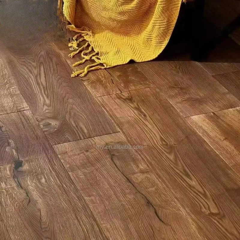 نسخة مخصصة من أرضيات خشب البلوط الصلبة ذات لوح عريض صديقة للبيئة للاستخدام المنزلي