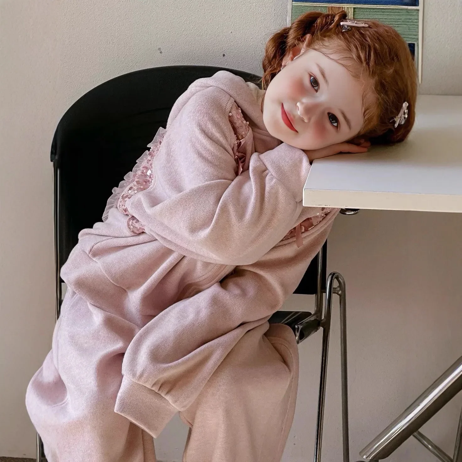 

Осень-зима, новая толстовка с заячьими ушками для девочек, комплект на молнии, новинка 2025 года, повседневные корейские детские штаны для девочек, комплект из двух предметов