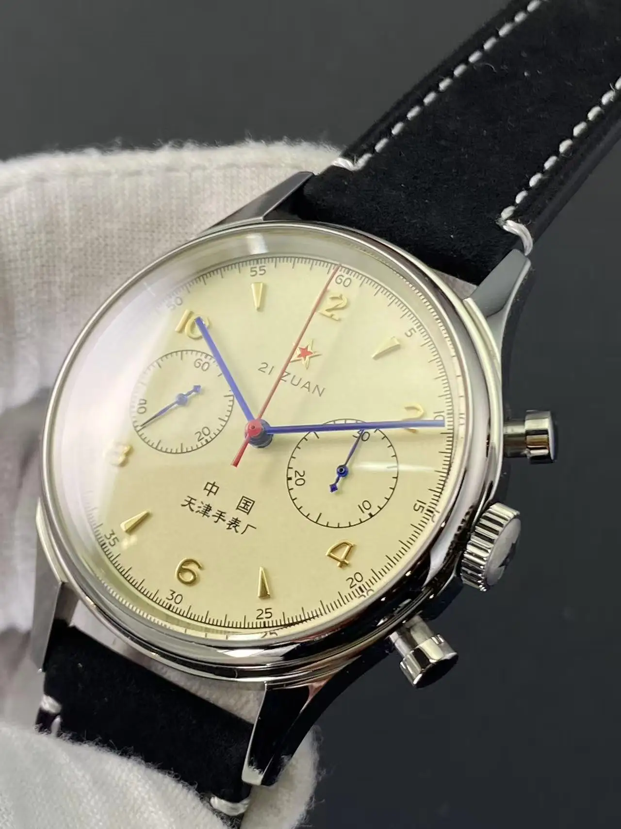 

Seagull 1963 Pilot Chronograph Retro Red Five Star Manual Mechanical Men's Watch with Chinese Characteristics