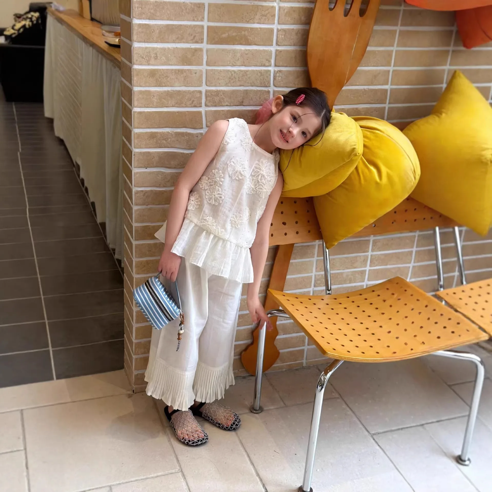 

Girls Elegant Sweet Set Children Baby 2026 New Summer Solid Folded pant Two Piece Set Cute Sweet Style