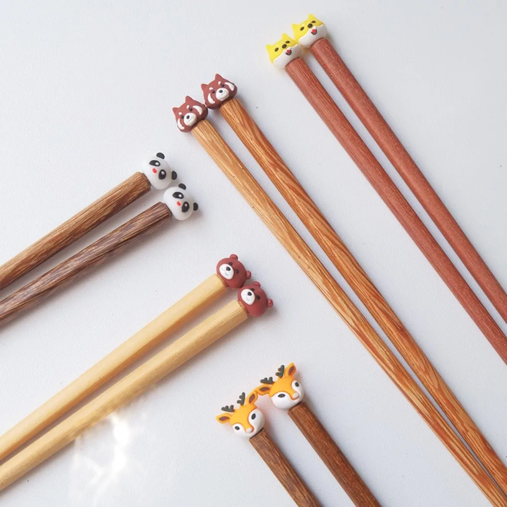 Cute Animals Long Chopstick Elk Bear Panda Wooden Sushi Noodle Chopsticks Reusable Tableware Baby Training Chopsticks