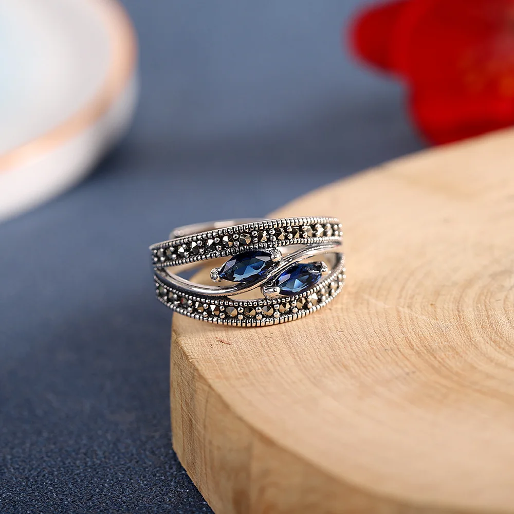 Natural Blue Topaz Rings Women Semi-precious Stone Blue Corundum Ring Thai Silver Marcasite Jewelry 925 Sterling Silver Bijoux