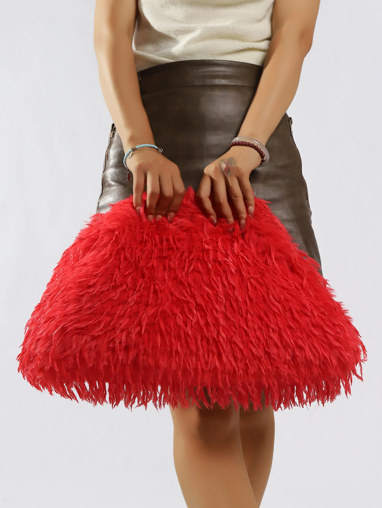 Women's Y2K Hot Pink Shaggy Faux Fur Clutch Bag Oversized Fluffy Fringe Handbag for Rave Party Evening