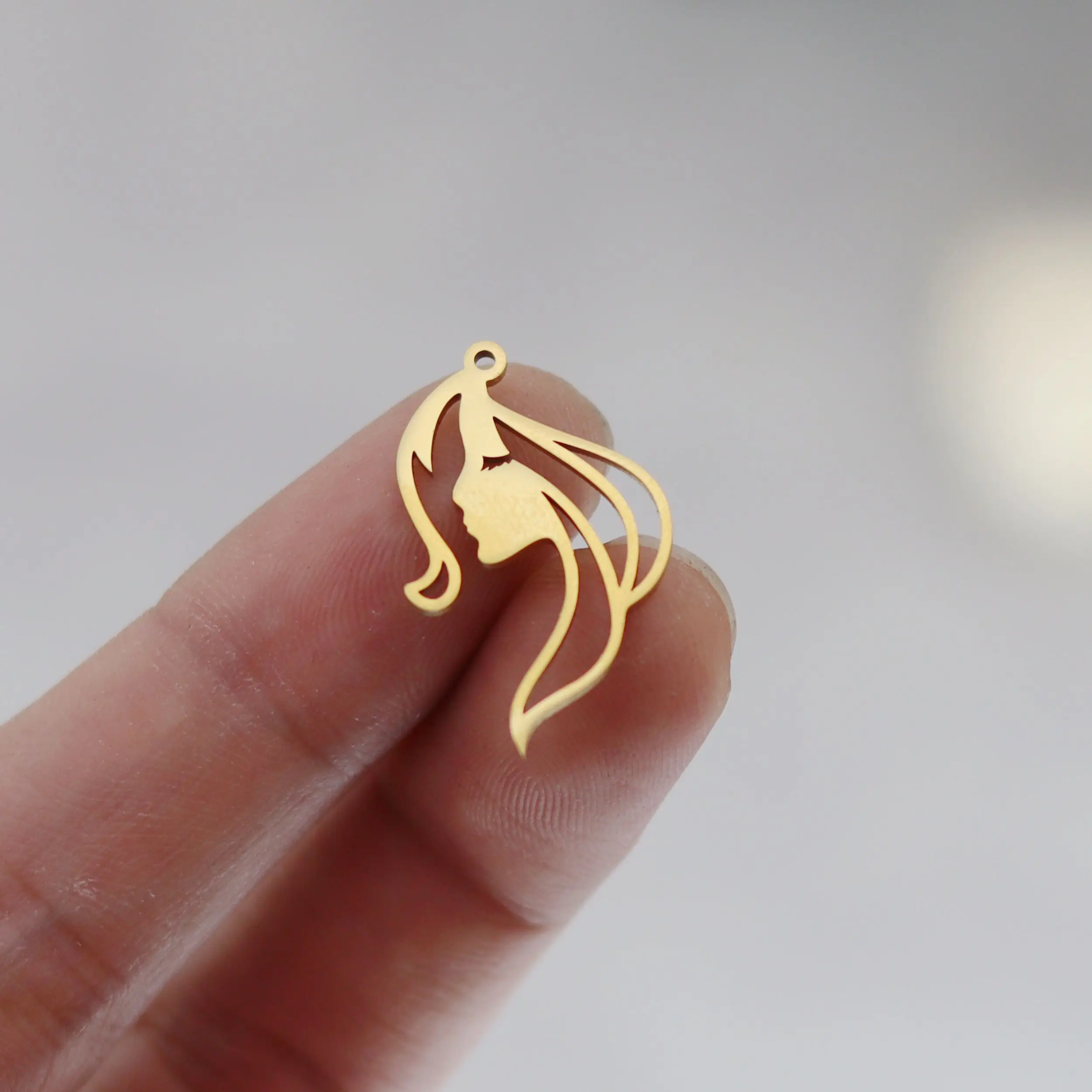 3pcs Golden Vintage Filigree Lady Face Stainless Steel Hummingbird Flower Charms DIY Earring Jewelry Making Witch Knot Pendant