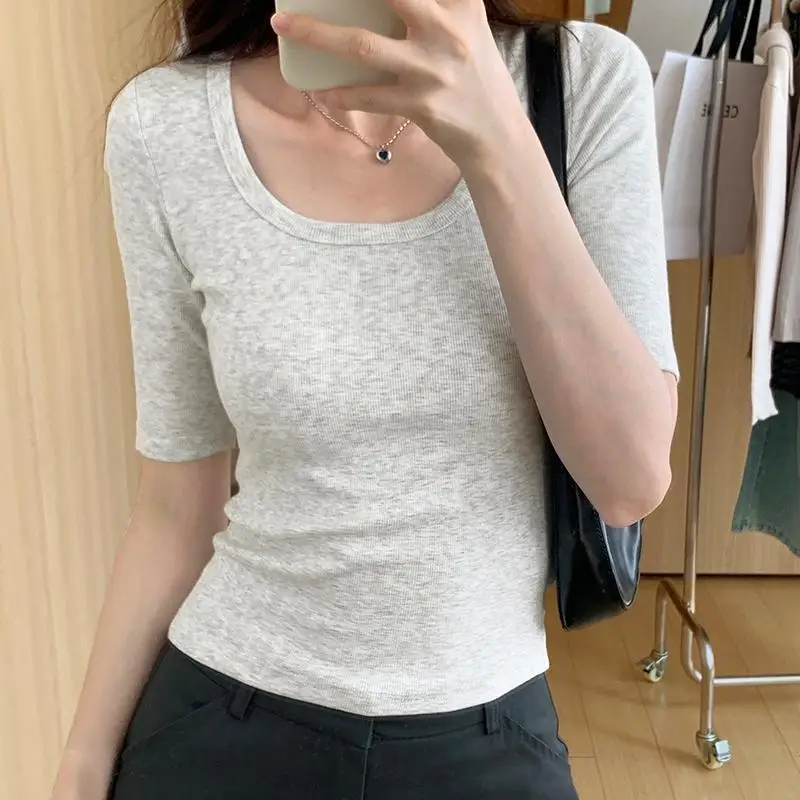 

Wholesale Scoop Neck Half Sleeve Slim T Shirts Solid Basic Cotton Top Women Summer High Strecth Tee Shirts Vintage T-shirt