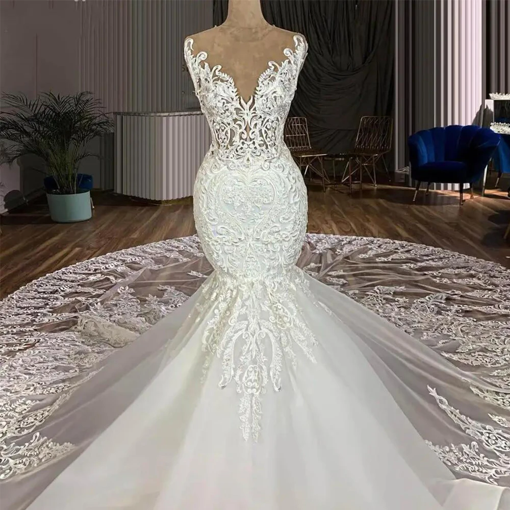 

Custom Made Lace Appliques Bridal Gowns Vestidos De Novia Wedding Dress Sleeveless V Neck Button Back Mermaid Wedding Dresses