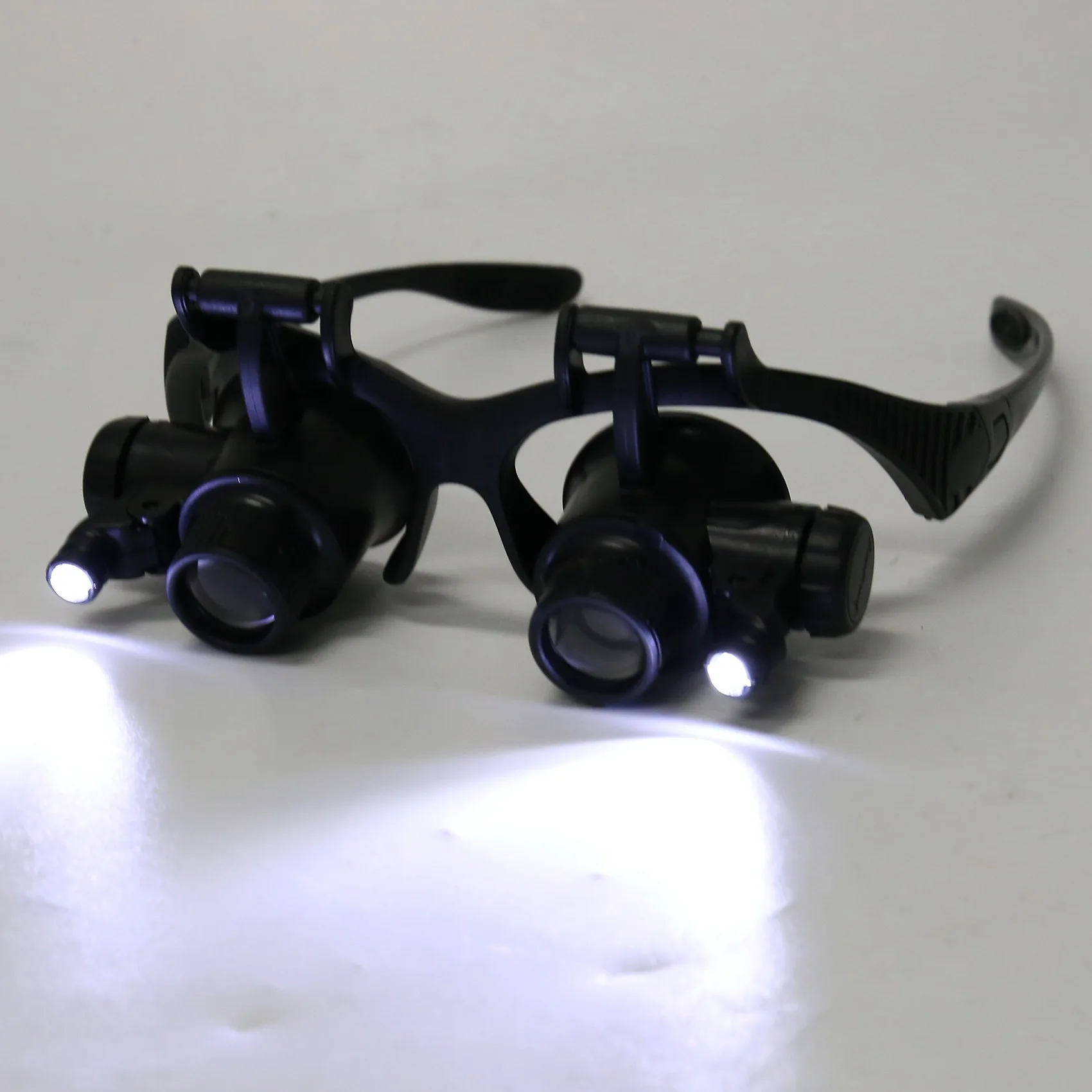 Narzędzia zegarmistrzowskie Zestaw narzędzi do naprawy zegarków Lupa na głowę z oświetleniem LED 10x