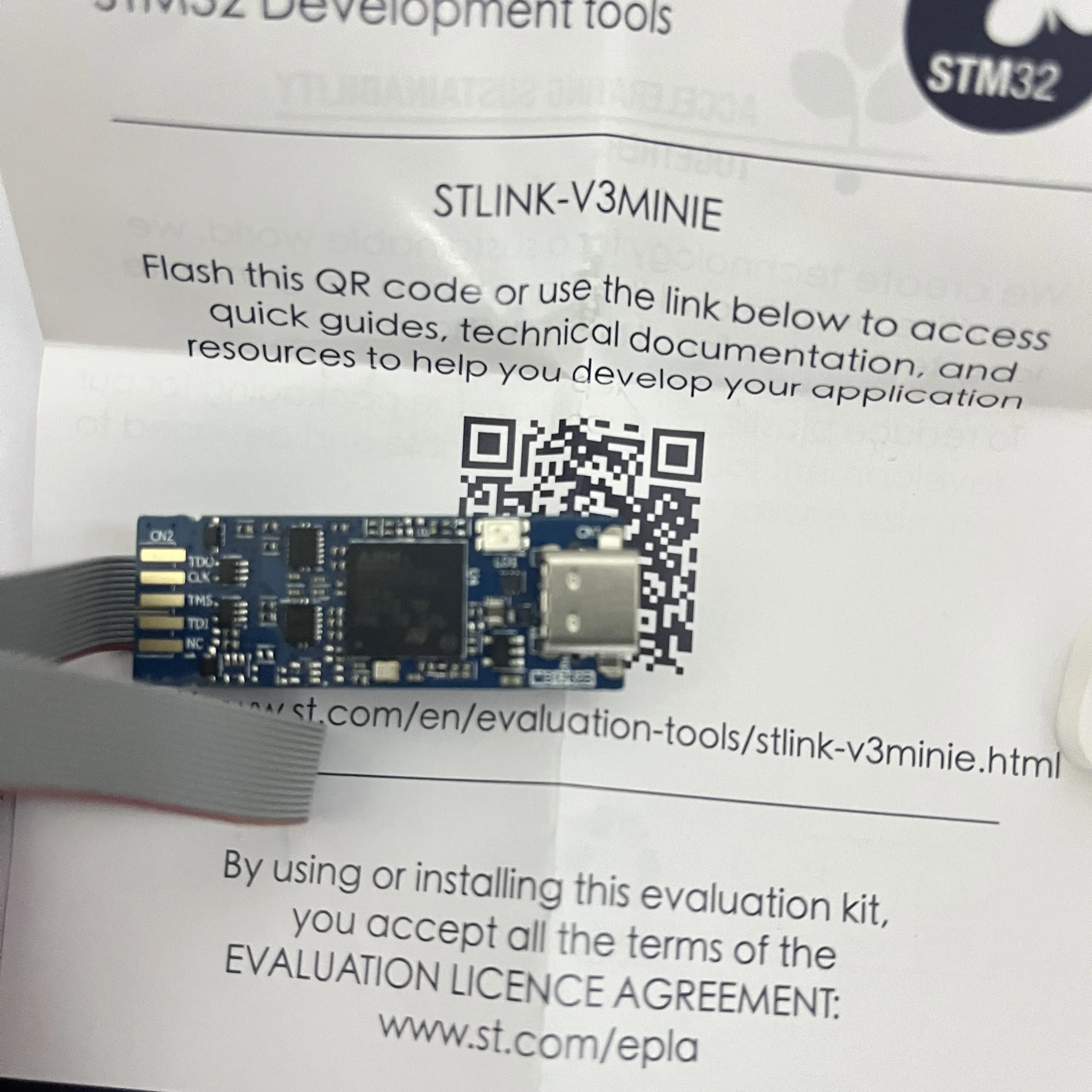 1PCS STLINK-V3MINIE  STLINK-V3 compact stand-alone in-circuit debugger and programmer for STM32 mini probe STLINK V3MINI