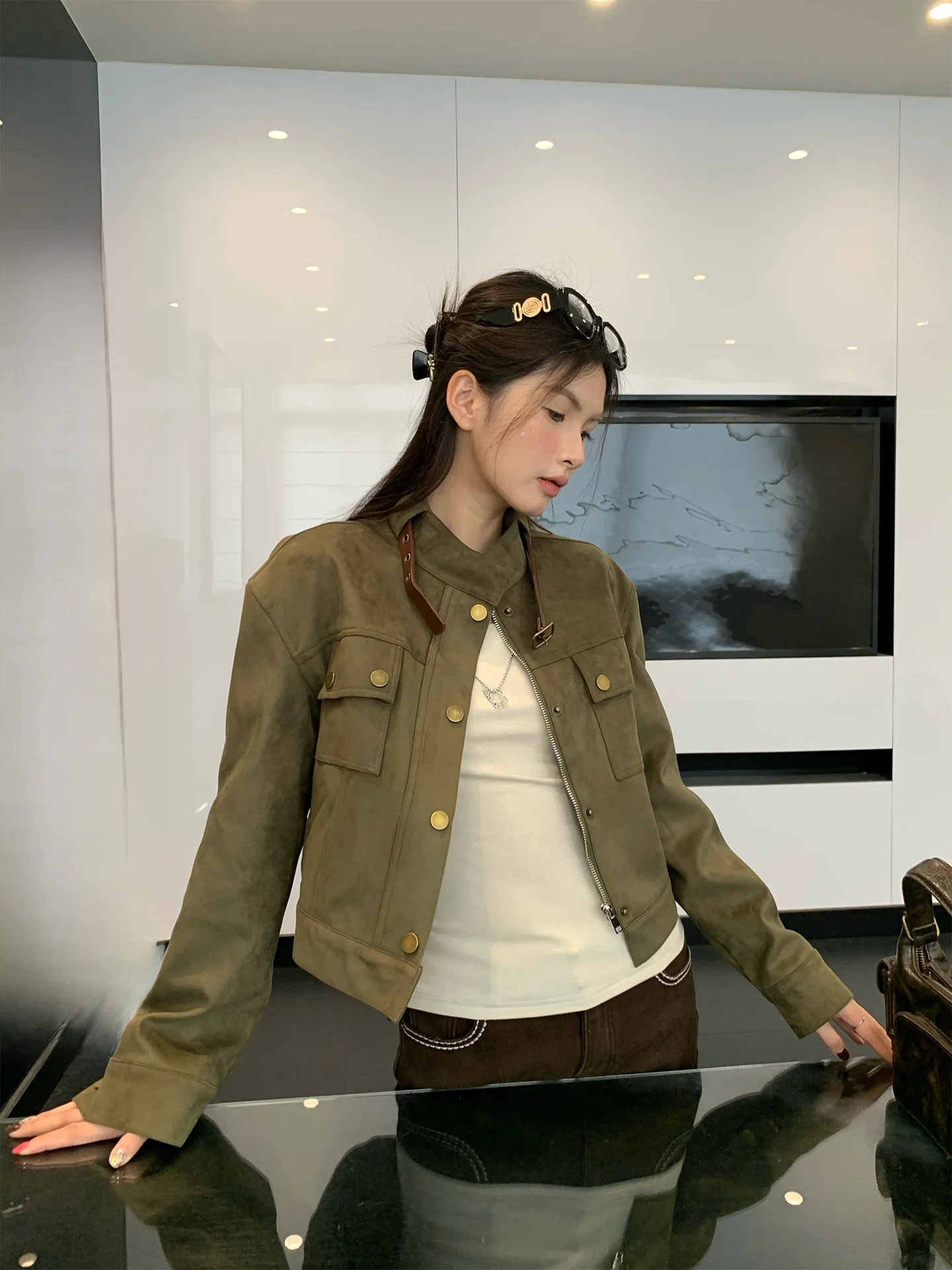 

Spring ort Thin Flip Collar Olive een Suede Jaet Women's Barn Sle Top Spandex Polyester Blend Button Closure